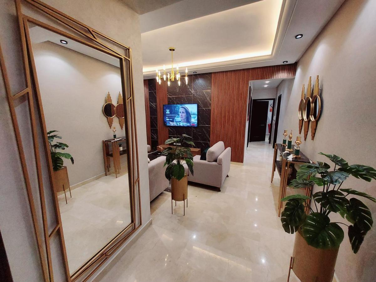 Modern Apartment Opposite The Hassan2 Mosque, Very Well Equipped And Stylish, 85 M2 With Gym And Direct Sea View With Underground Garage , Prohibits Unmarried Couples Of Arab Origin Casablanca Exteriér fotografie