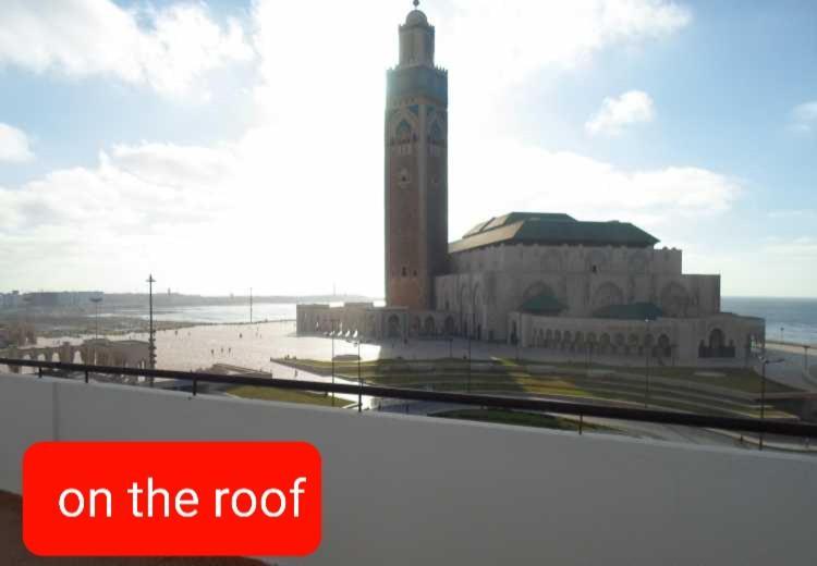 Modern Apartment Opposite The Hassan2 Mosque, Very Well Equipped And Stylish, 85 M2 With Gym And Direct Sea View With Underground Garage , Prohibits Unmarried Couples Of Arab Origin Casablanca Exteriér fotografie